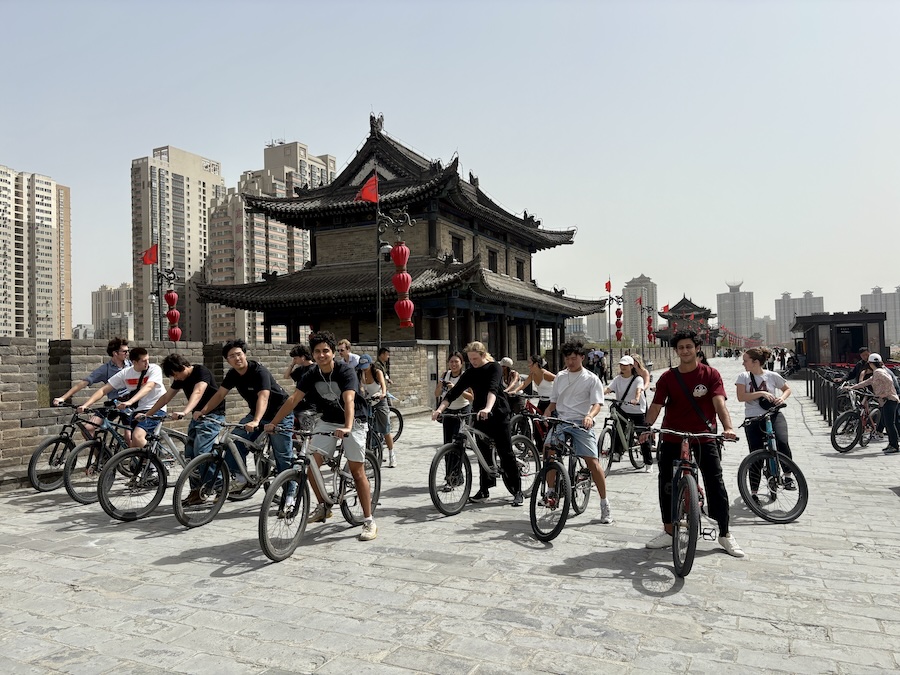 Group Photo Xi'an City Wall